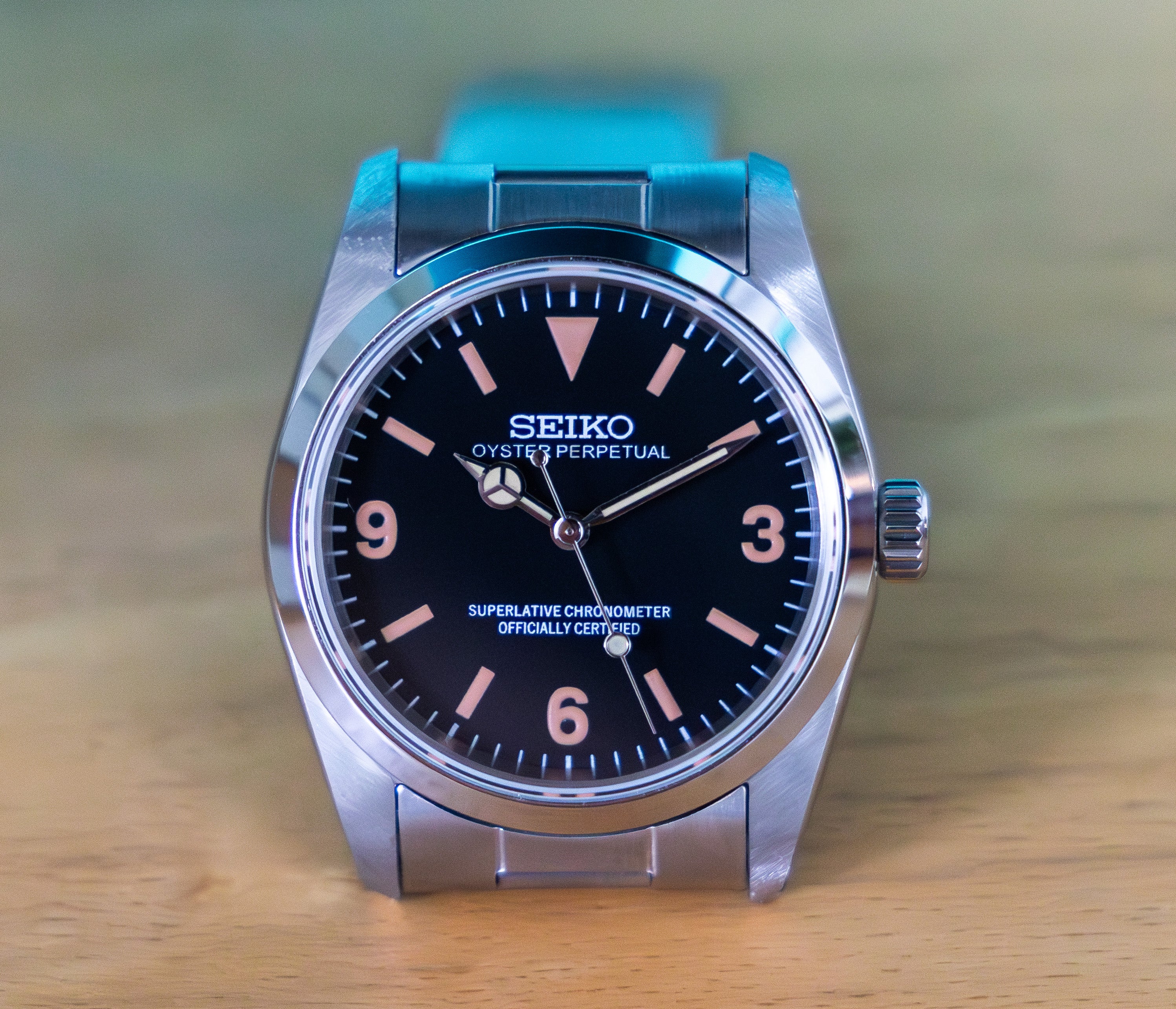 1016 'Explorer' - Custom Mod Watch