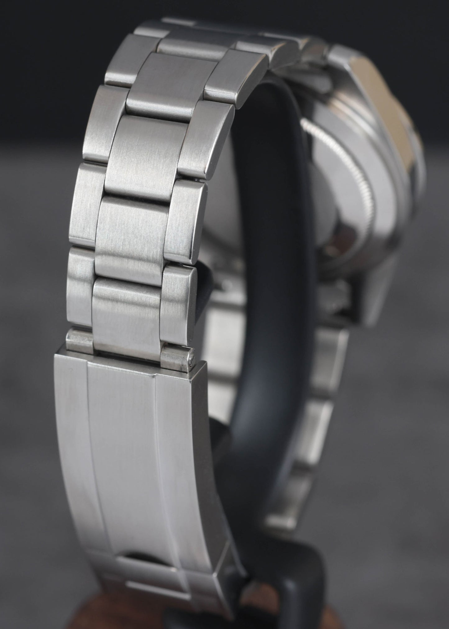 1655 Vintage Explorer GMT Seiko Mod Watch | Kool Mods
