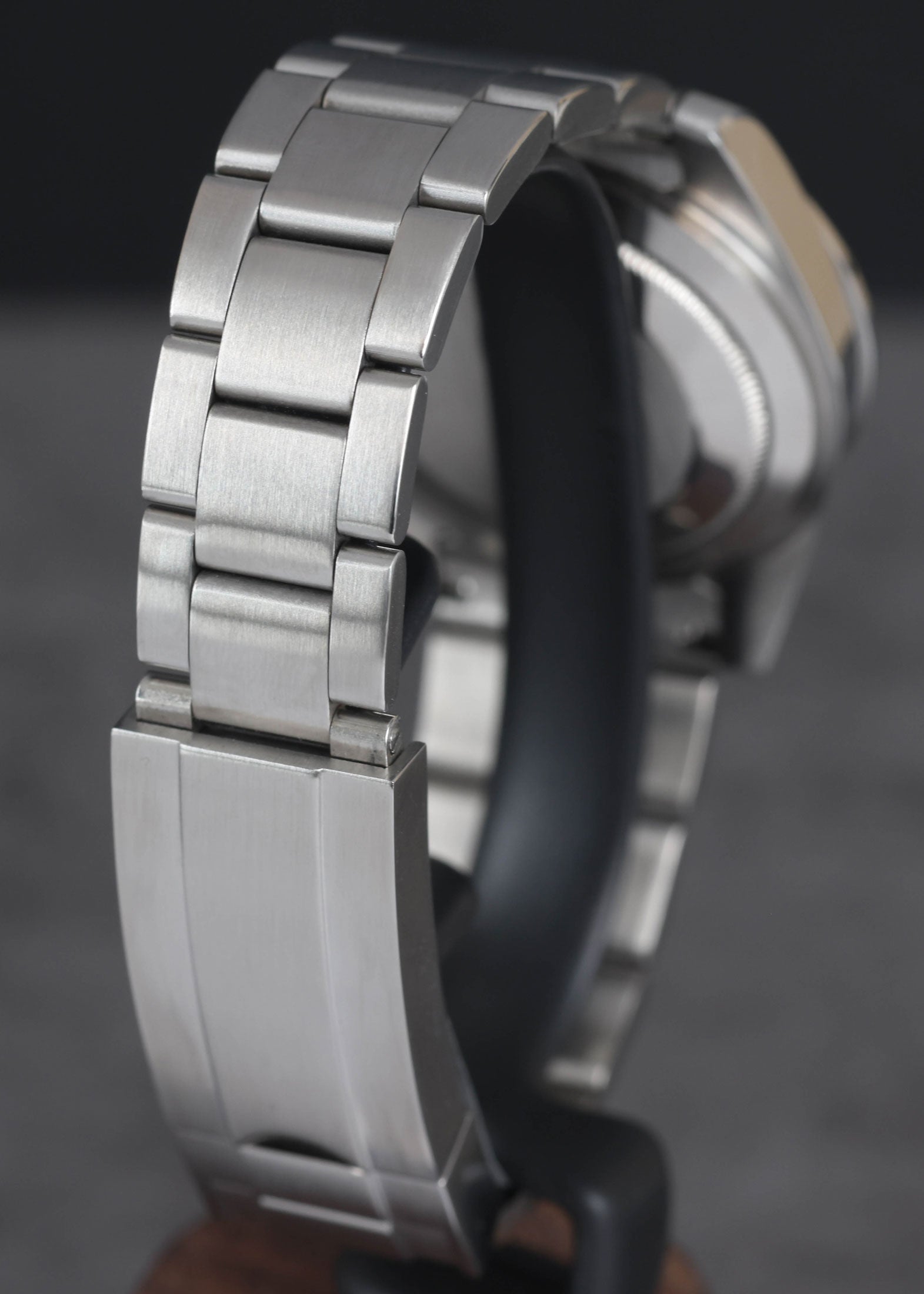 1655 Vintage Explorer GMT Seiko Mod Watch | Kool Mods